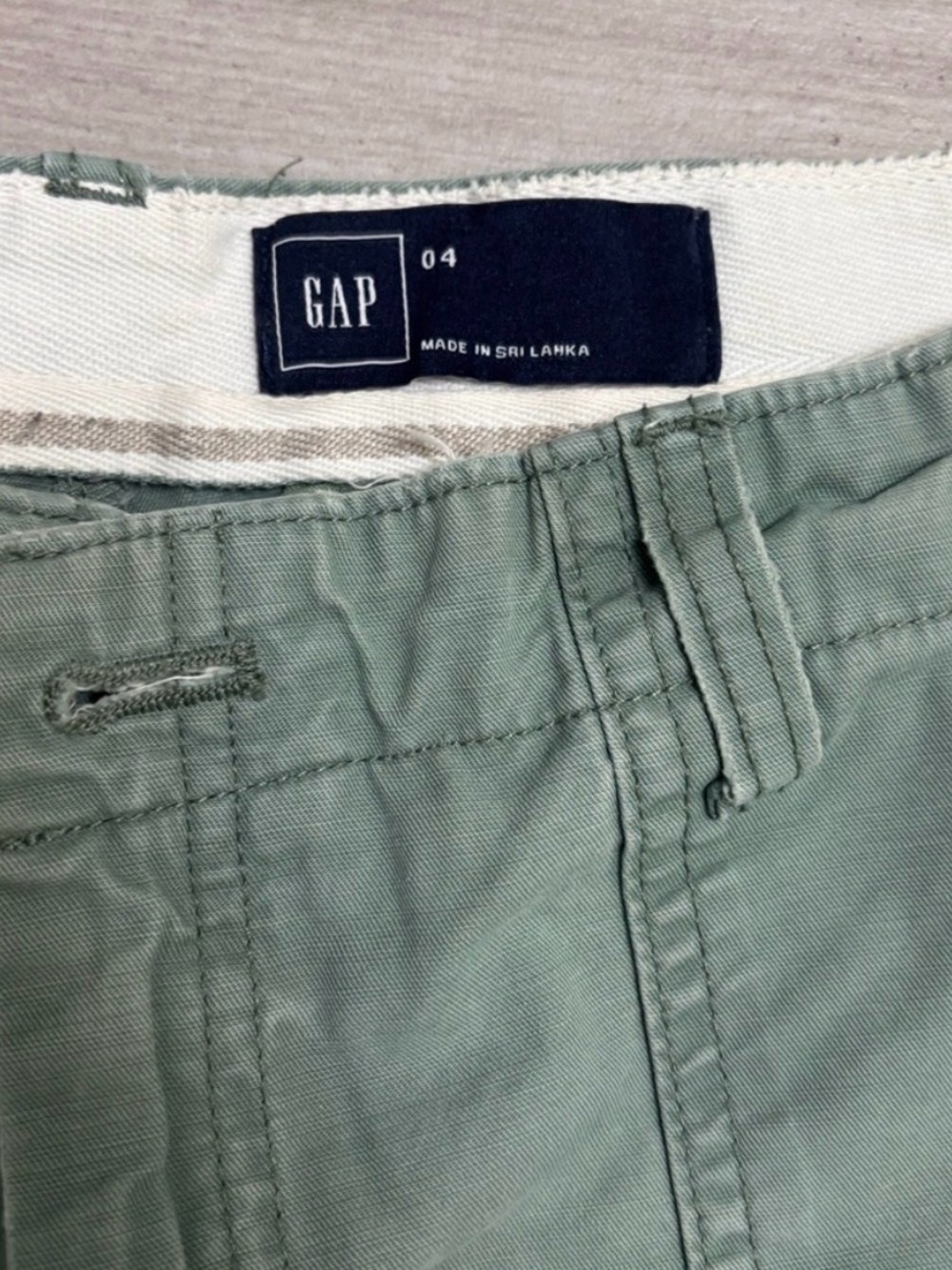 GAP BUNDLE - Sage Utility Shorts + Coral Tank Outfit Bundle | Size 4/Medium - Picture 6 of 8